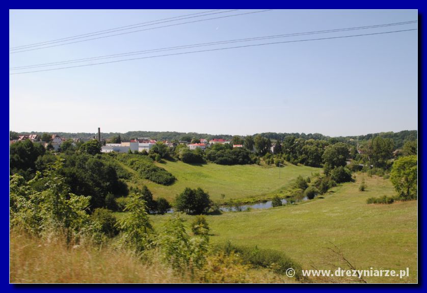 Widok doliny koronowskiej z nasypu kolejowego.